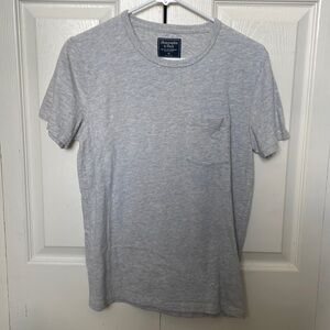 Abercrombie & Fitch Short Sleeve Tee Front Pocket Light Gray Adult XS